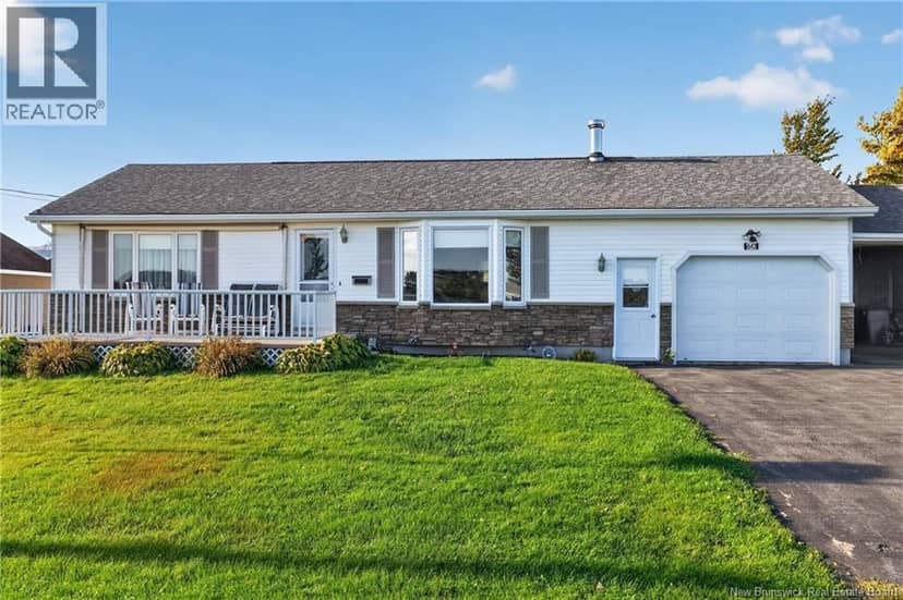 60 Leonard Street, Sainte-Marie-De-Kent