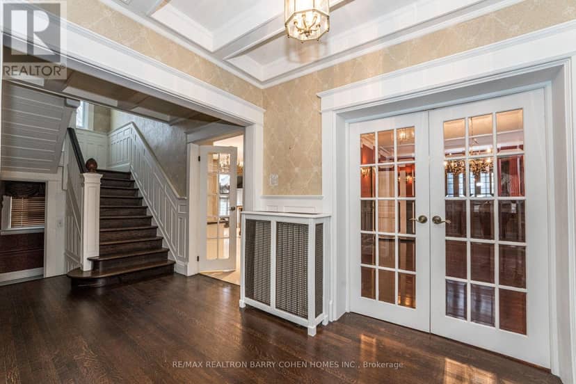 28 Dunvegan Road — photo 18 of 38