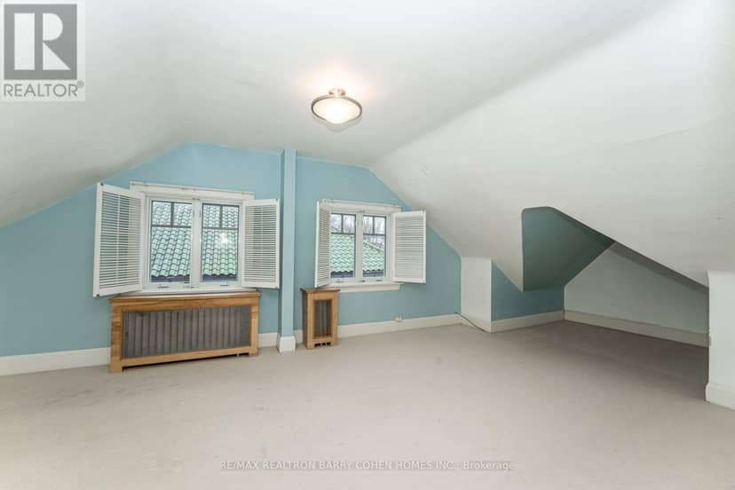 28 Dunvegan Road — photo 32 of 38