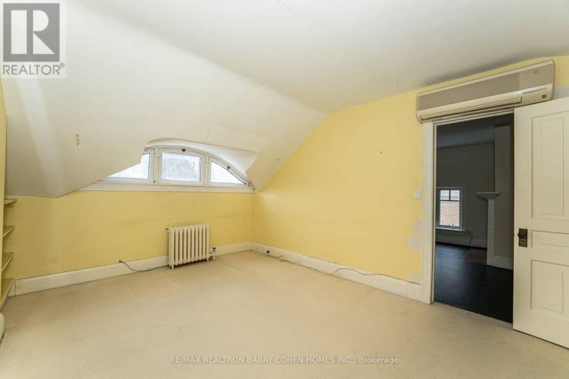 28 Dunvegan Road — photo 35 of 38