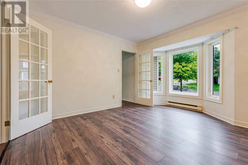 1 Rideau Place — photo 15 of 40