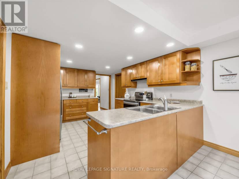 30 Invermarge Drive — photo 16 of 40