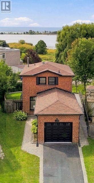 1177 Tanzer Court, Pickering
