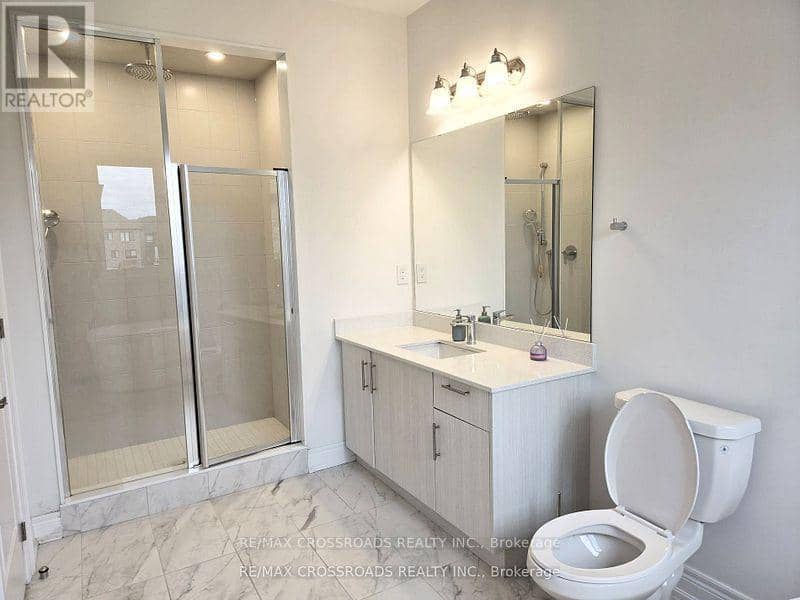 12 Schmeltzer Crescent — photo 12 of 16
