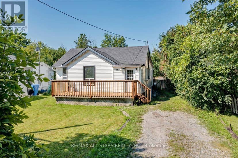 27182 Woodbine Avenue, Georgina, photo 2
