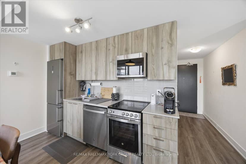 420 - 185 Deerfield Road — photo 9 of 33
