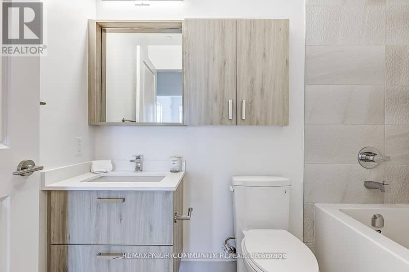 3006 - 30 Upper Mall Way — photo 14 of 21