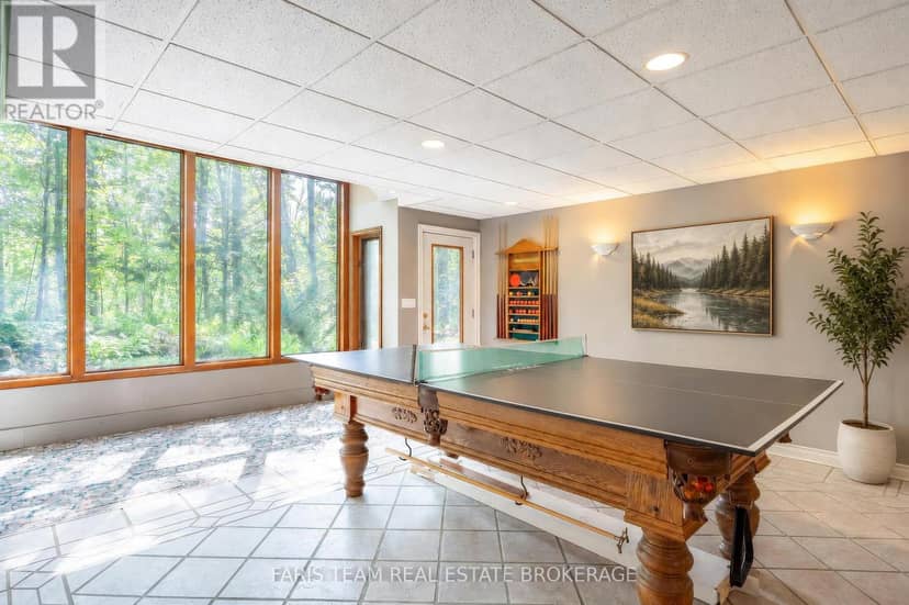 15 Scottdale Drive — photo 32 of 40