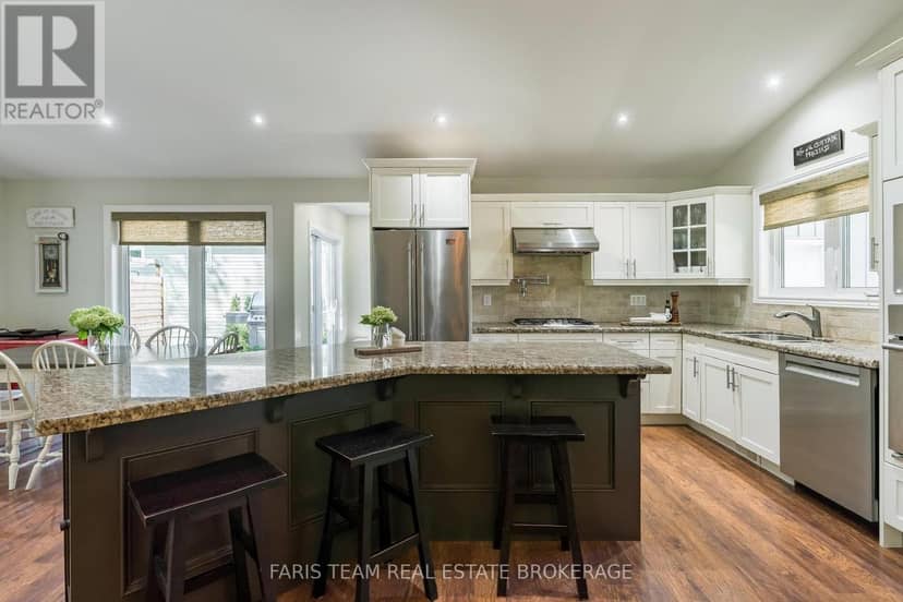 15 Rosemary Road — photo 6 of 40