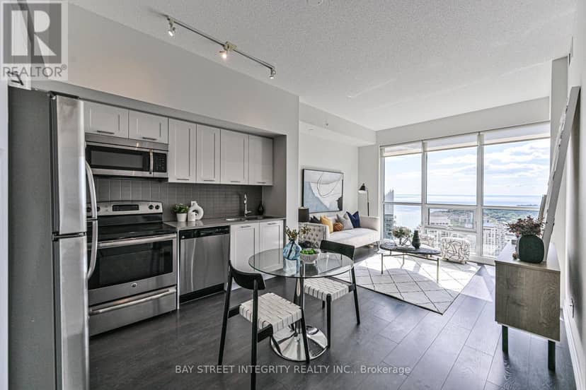 4301 - 2220 Lakeshore Boulevard W — photo 4 of 34