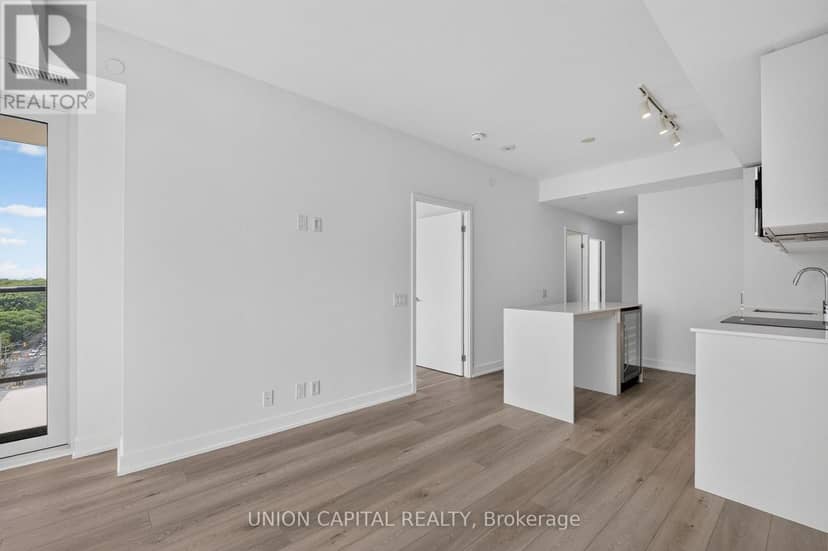 910 - 1660 Bloor Street W — photo 12 of 36