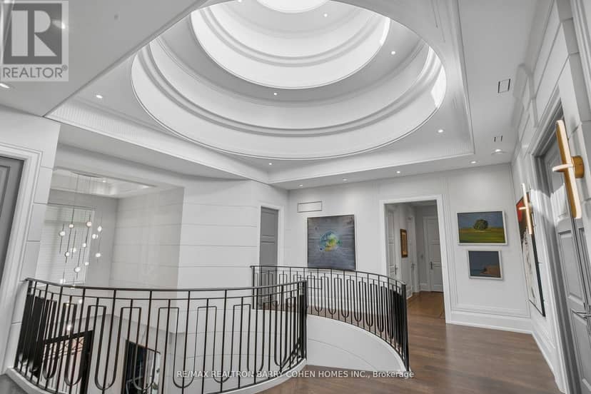 61 Orlon Crescent — photo 10 of 16