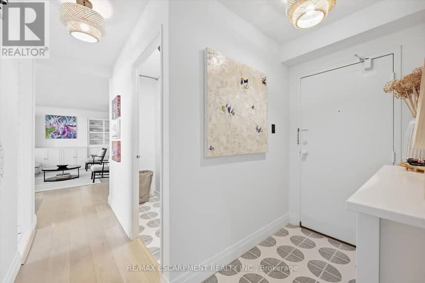 909 - 700 Dynes Road, Burlington, photo 4