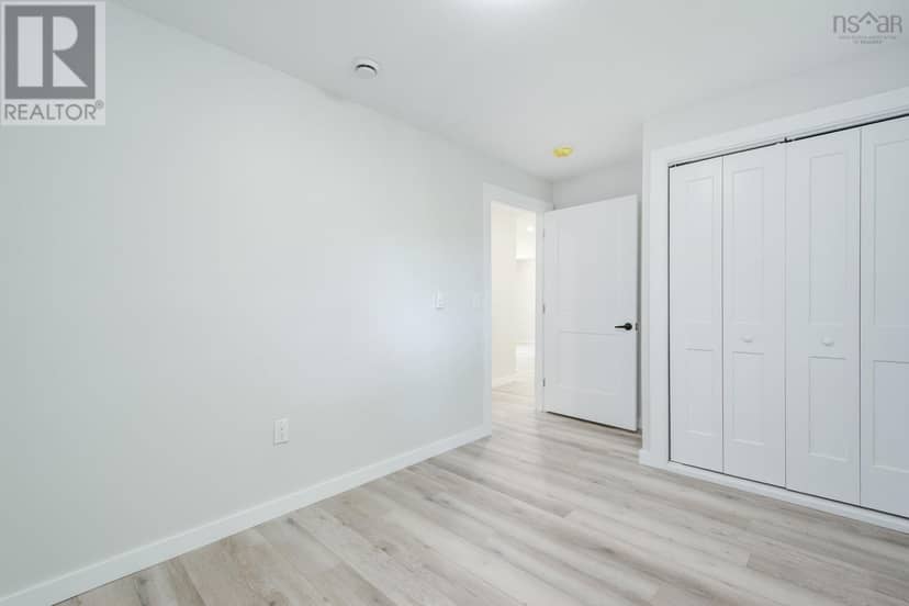 27 Meadowview Drive — photo 18 of 40