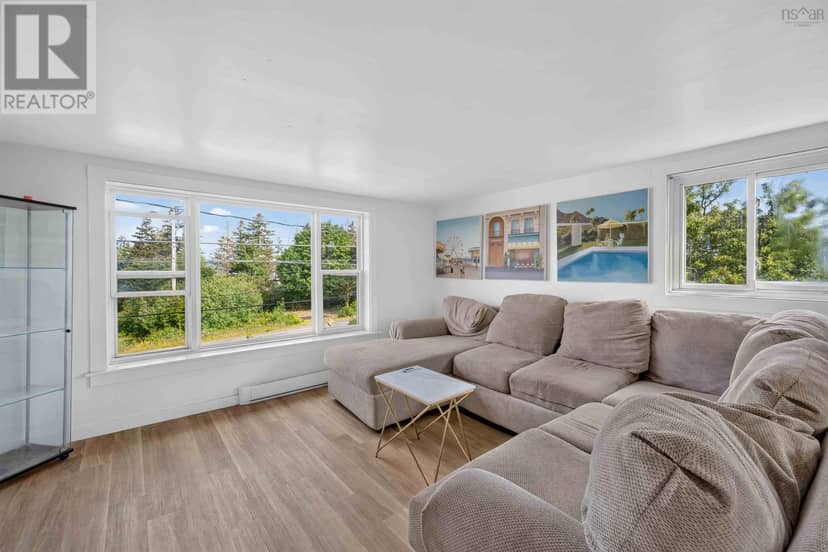 8960 Highway 101, Brighton, photo 4