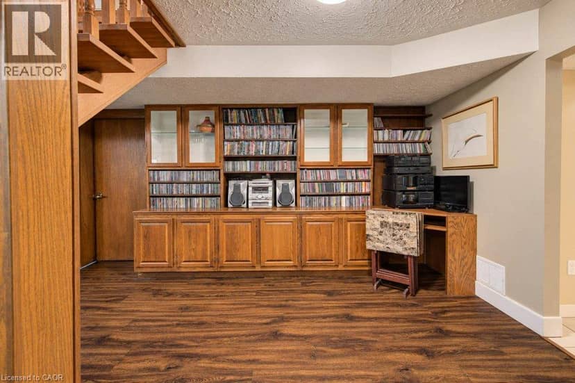 1370 THORMAN Place — photo 31 of 40