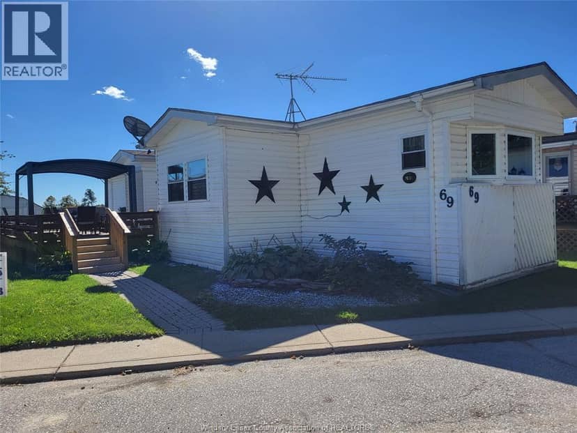 69 Wilder South - Mobile Home Only, Lakeshore, photo 2