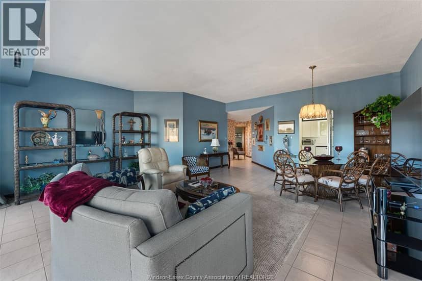 5151 Riverside Drive E — photo 12 of 35