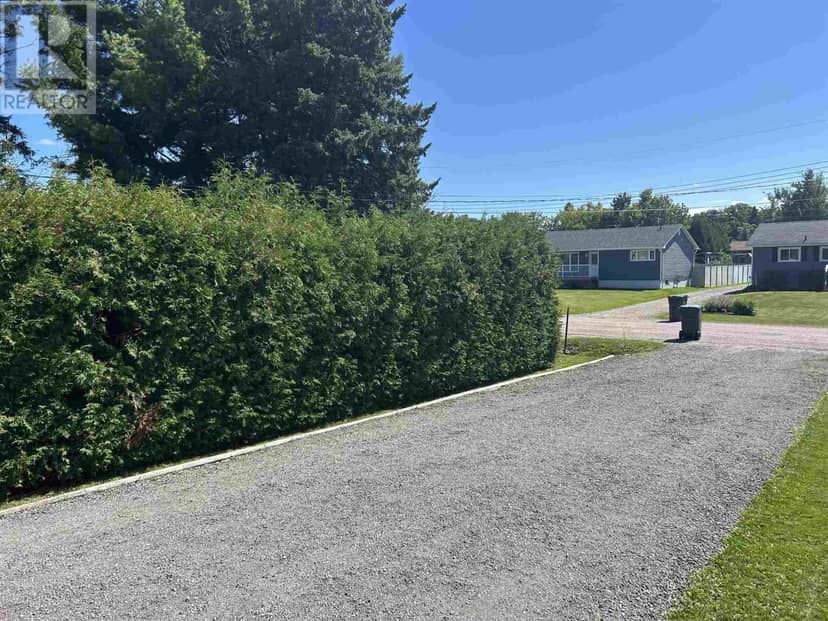 54 Killarney RD — photo 3 of 33