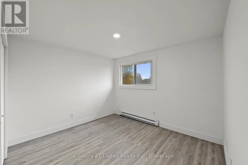 198 Aylmer Street N, Peterborough, photo 8