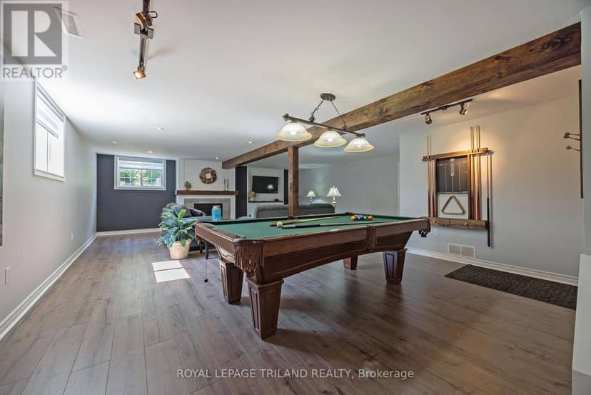 15 Augusta Crescent — photo 27 of 40