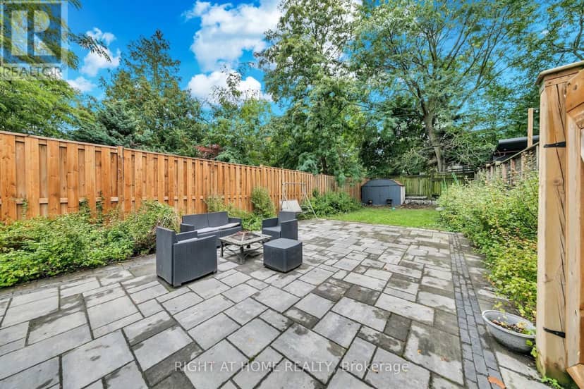 185 Soudan Avenue — photo 26 of 27