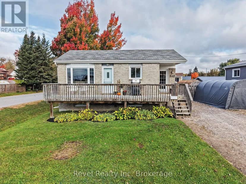 204 Delaware Avenue, North Bay