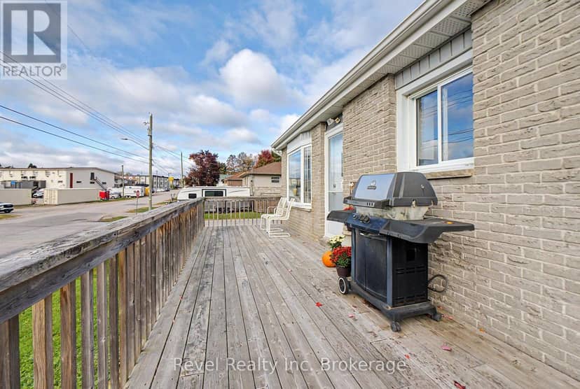 204 Delaware Avenue — photo 33 of 40