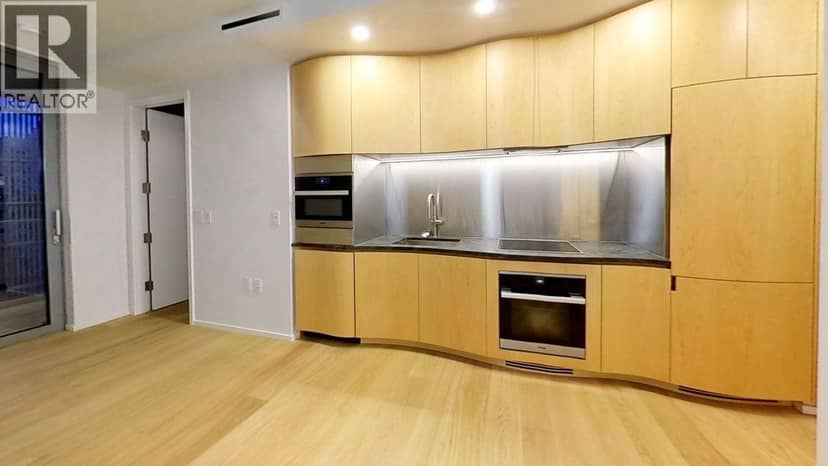 9xx 1568 ALBERNI STREET, Vancouver, photo 2