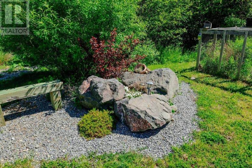 12 Clam Point Road — photo 11 of 37