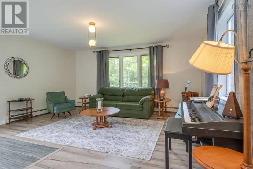3268 East River East Side Road, Churchville, photo 8