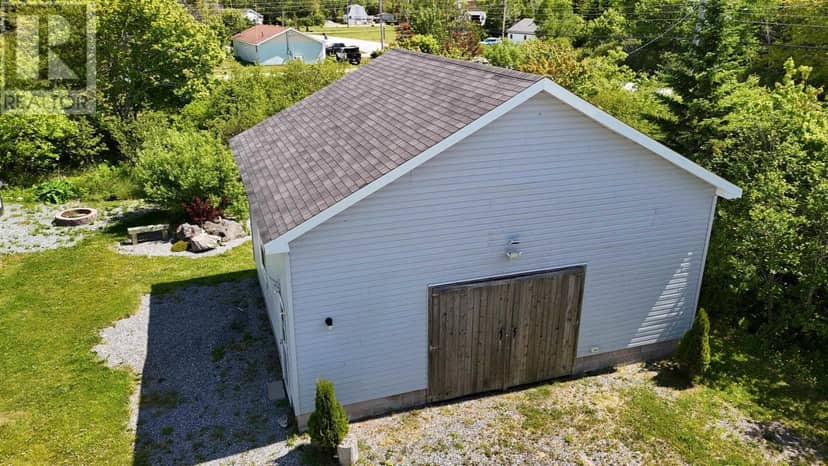 12 Clam Point Road — photo 27 of 37