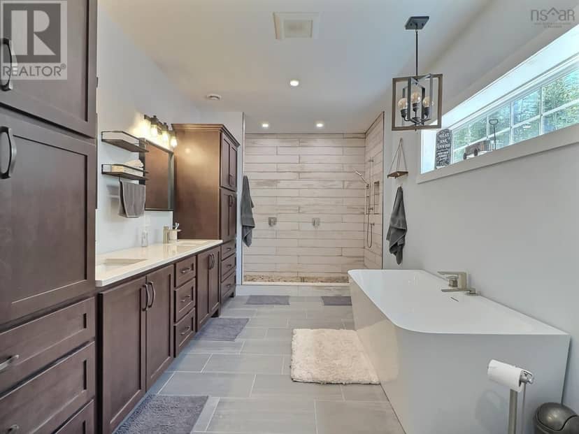 1020 Shortts Lake West Road — photo 18 of 20