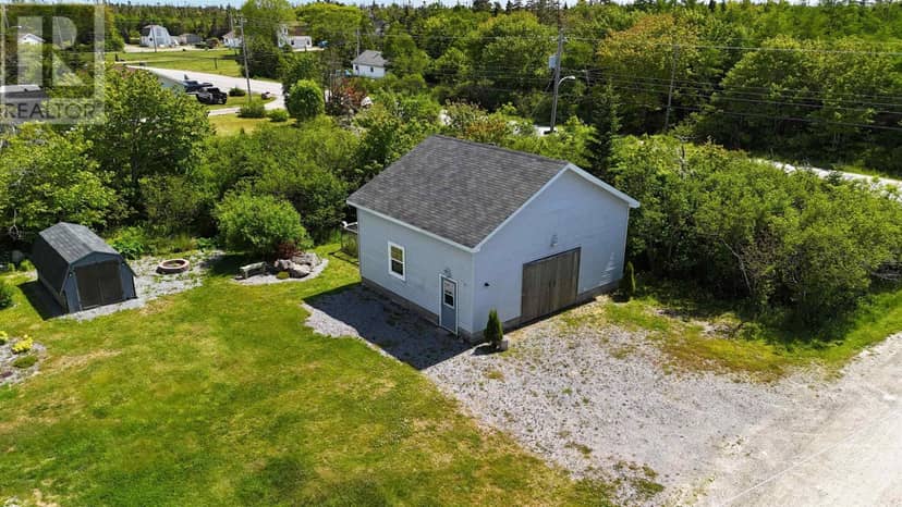 12 Clam Point Road — photo 32 of 37