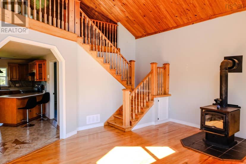 12 Clam Point Road — photo 8 of 37