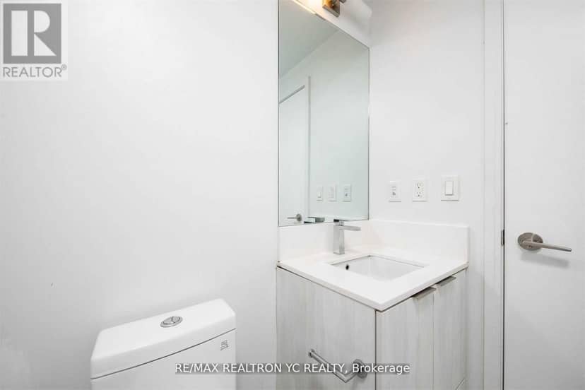 4007 - 181 Dundas Street E — photo 14 of 29