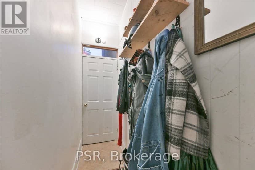 64 Gladstone Avenue — photo 16 of 40