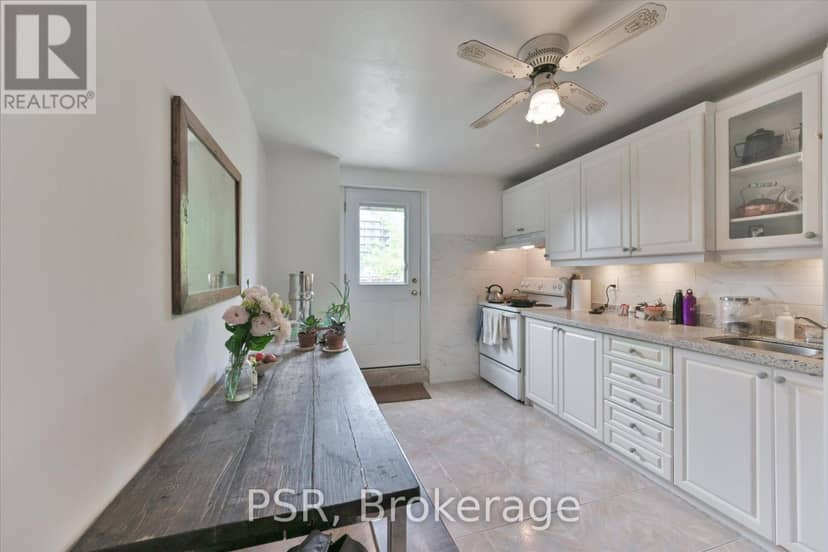 64 Gladstone Avenue — photo 21 of 40