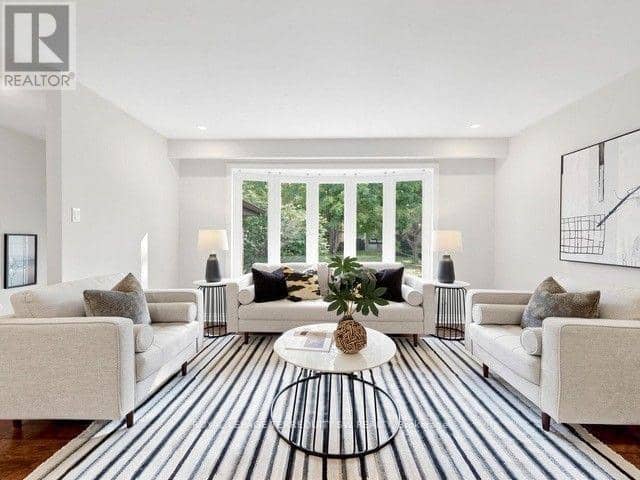 12 Sir Pellias Terrace, Markham, photo 3