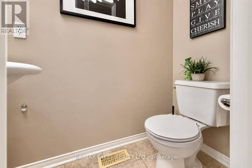 1808 Castlemore Avenue — photo 20 of 35