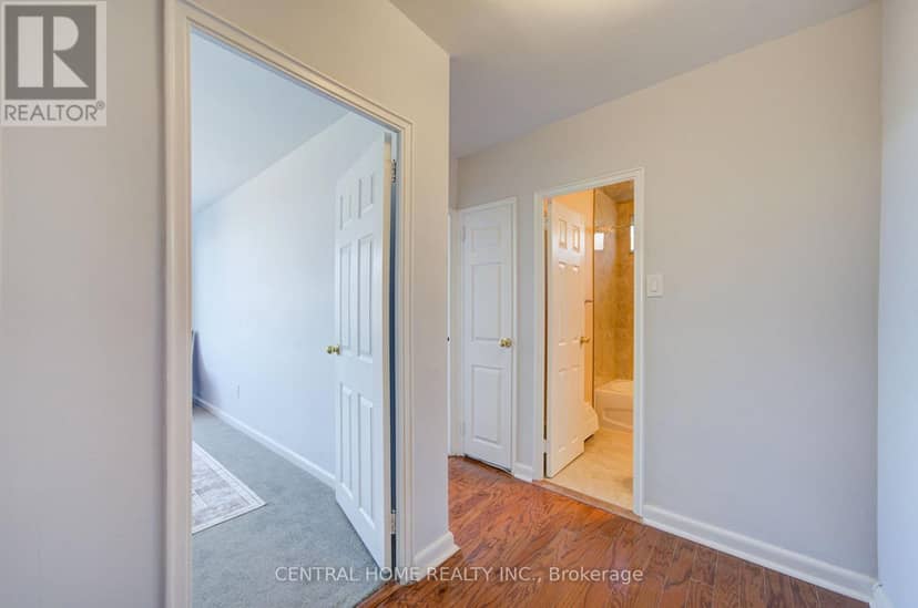 504 - 921 Midland Avenue — photo 14 of 26