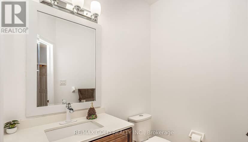 7 Bettey Road — photo 21 of 40