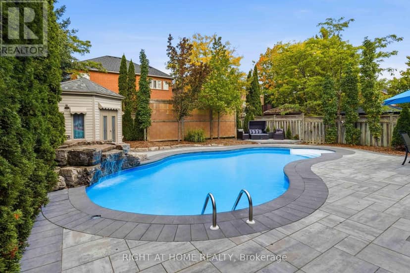 1213 Lindenrock Drive, Oakville, photo 3