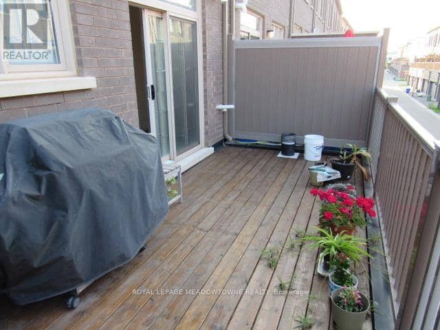 3129 Ernest Appelbe Boulevard — photo 18 of 20