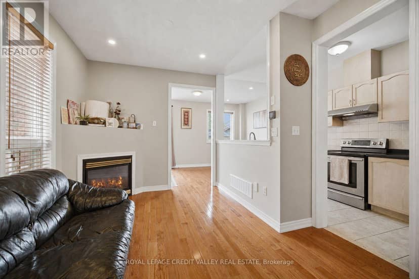 7443 Russian Olive Close — photo 9 of 40