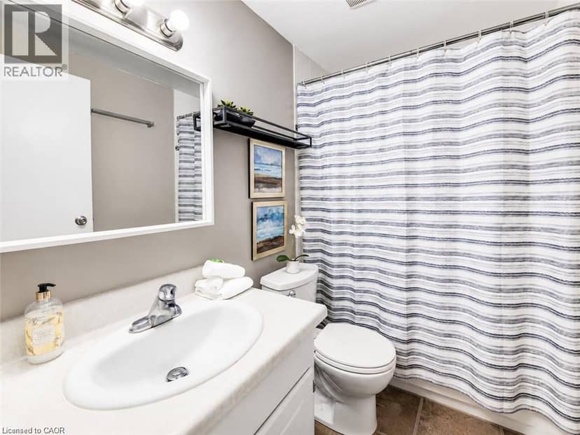 4 AVALON Place Unit# 303 — photo 19 of 24
