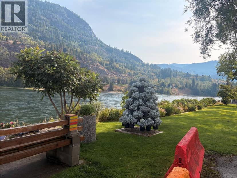 217 3RD Avenue, Castlegar, photo 6