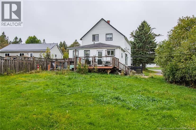 2740 Loch Lomond Road — photo 2 of 34