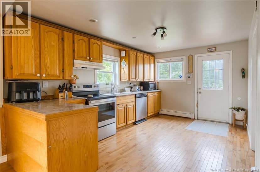 2740 Loch Lomond Road — photo 8 of 34