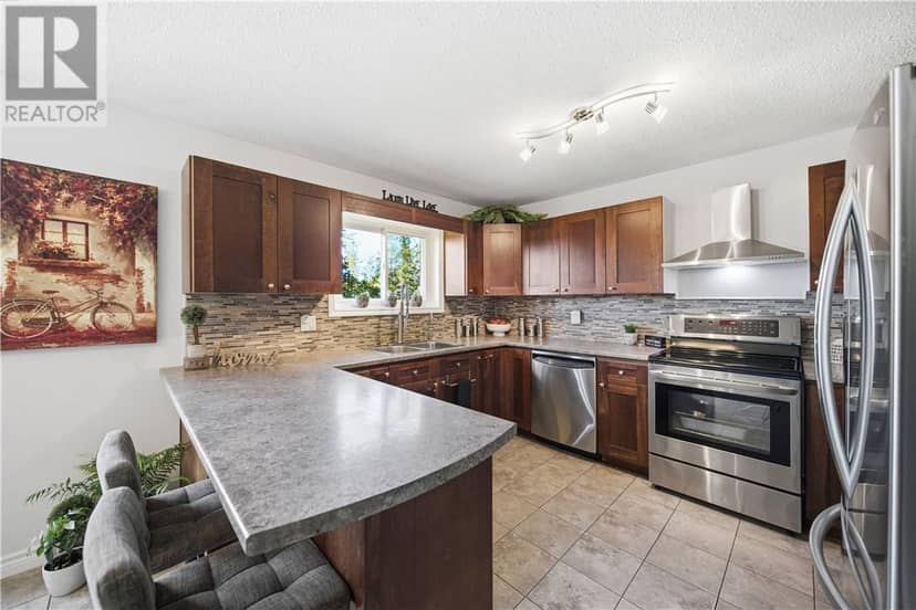 150 LANGLOIS Road, St. Charles, photo 4